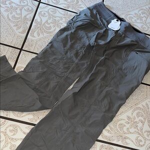 Prana Koen Pant Women’s M (RG) in the color Gravel